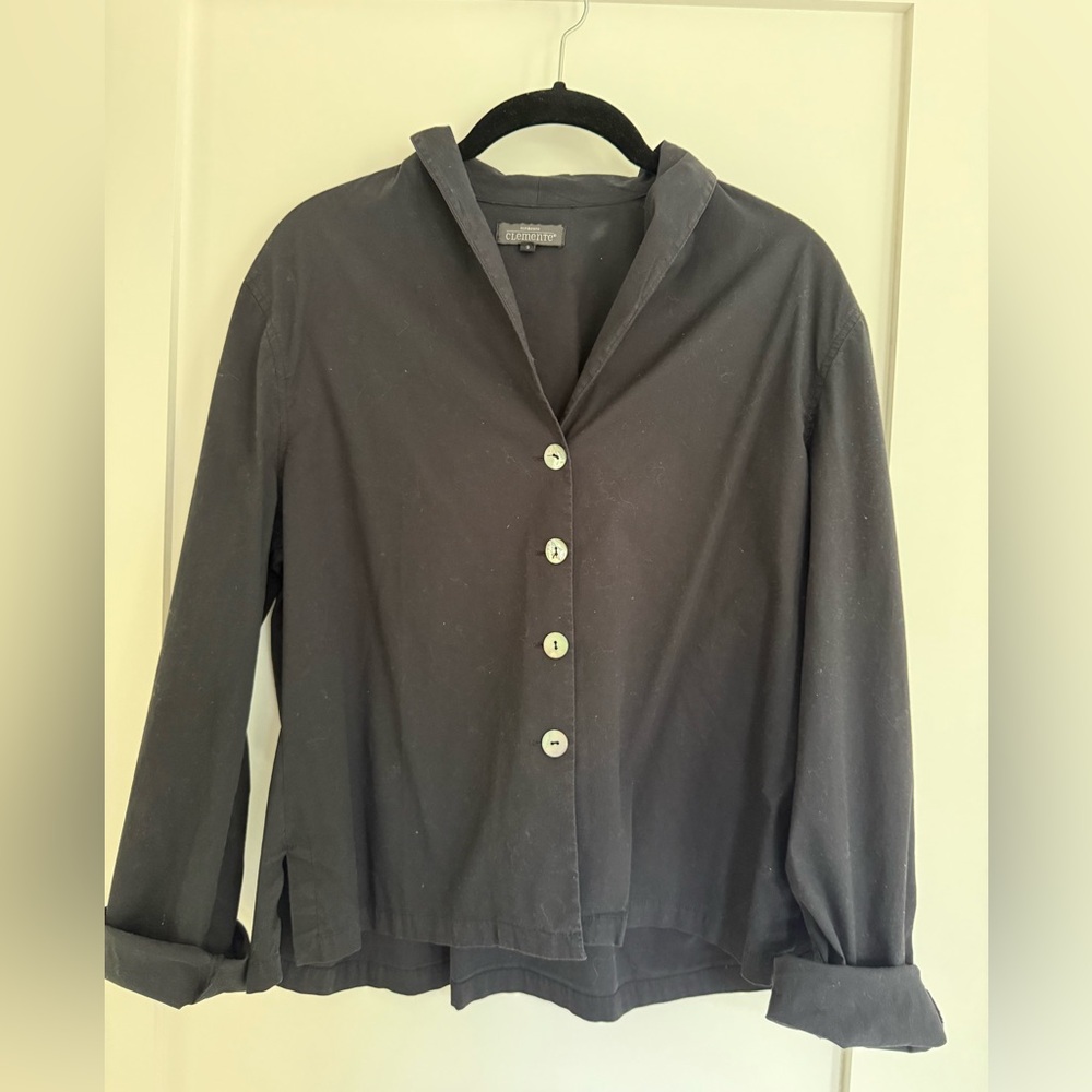 Elemente Clemente Black Button-Front Collared Blouse